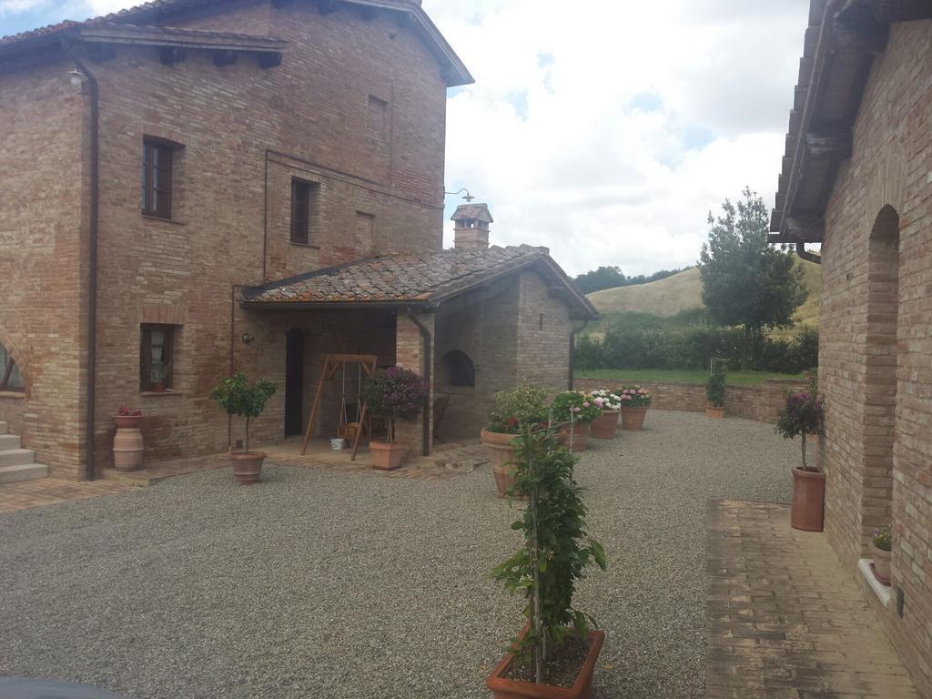 Agriturismo San Pierino Monteroni dʼArbia Exterior foto