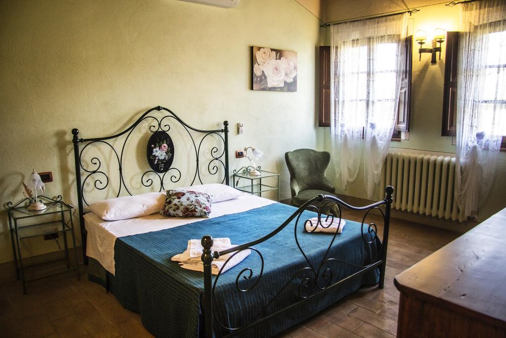 Agriturismo San Pierino Monteroni dʼArbia Exterior foto