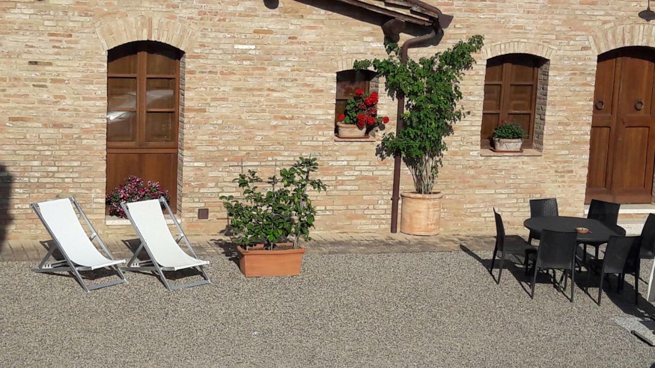 Agriturismo San Pierino Monteroni dʼArbia Exterior foto